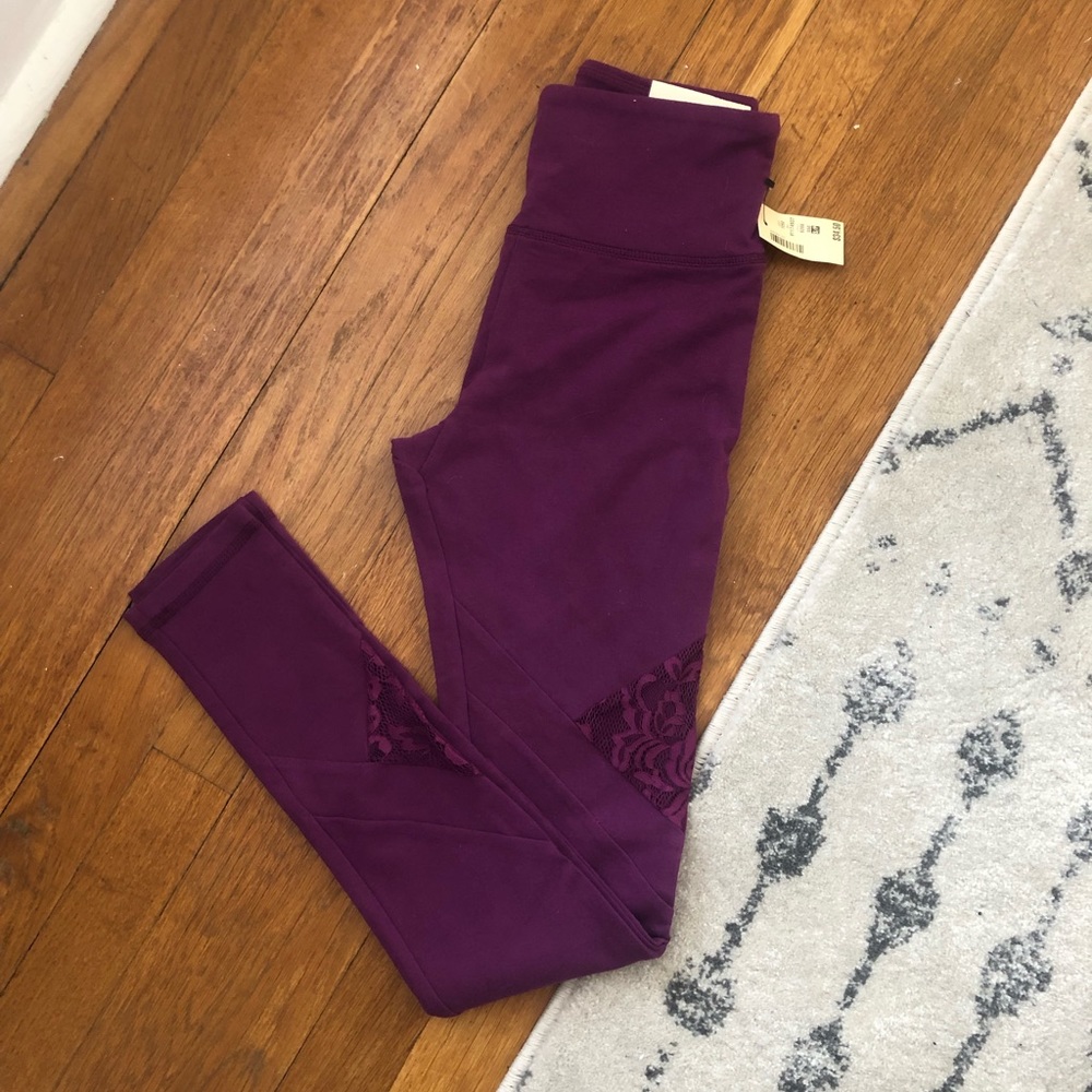 NWT Maroon Active Leggings